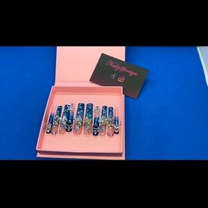 Nailz2foreign is my business we sell Nails and lashes